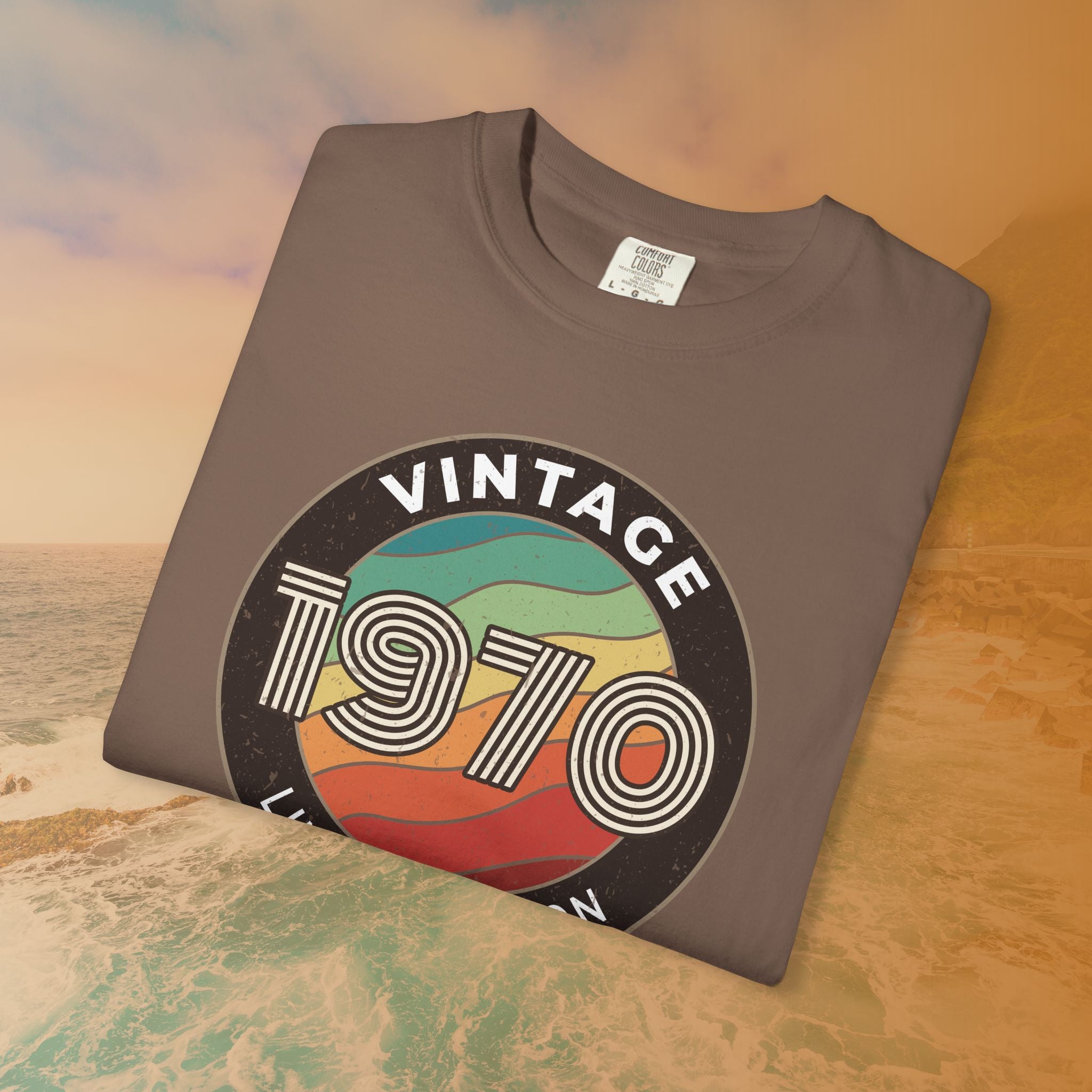 Vintage 1970 Limited Edition T-Shirt | Retro 1970 Birthday Gift for Men & Women
