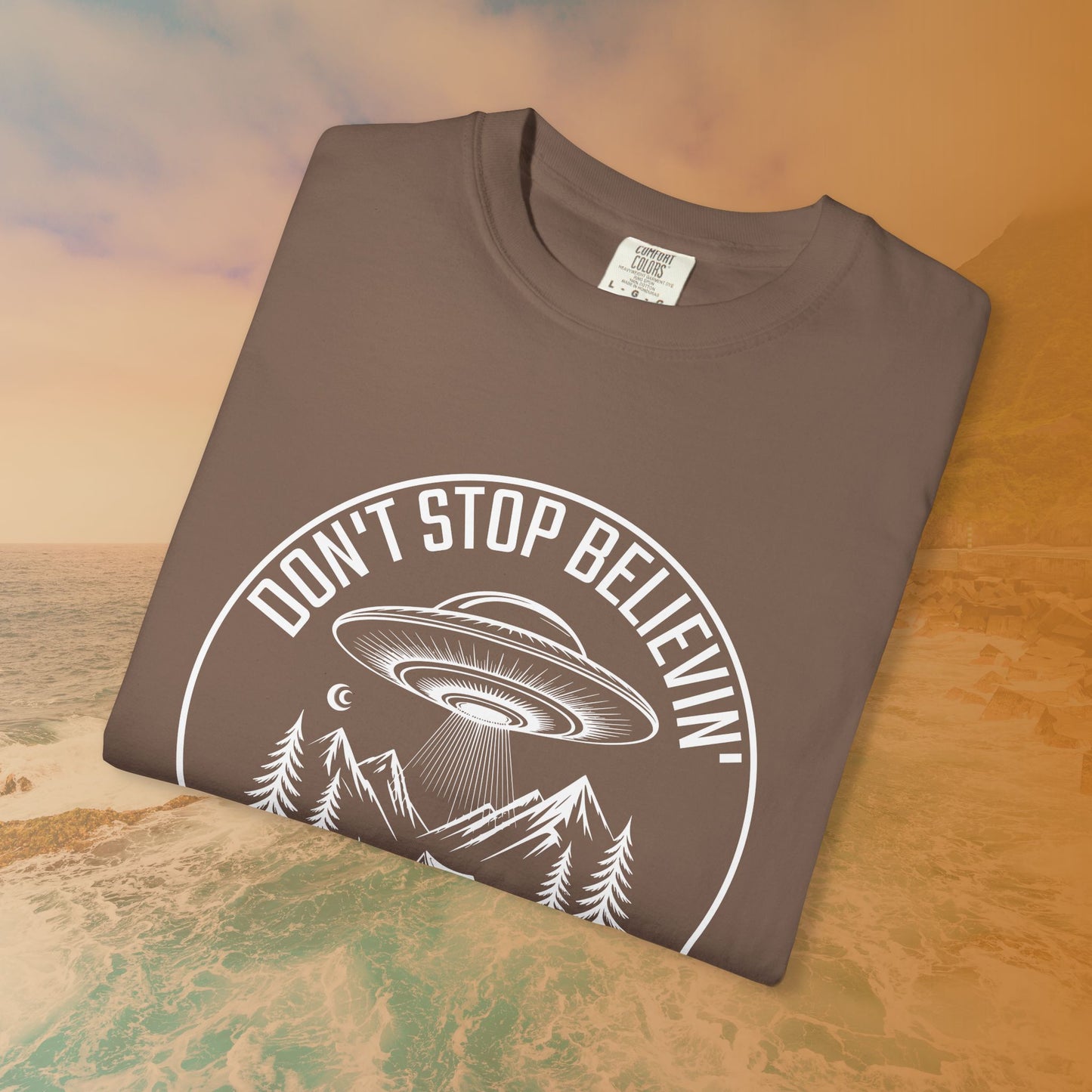 DON'T STOP BELIEVIN' UFO Camping T-Shirt | Classic Rock Slogan Alien Graphic Tee | Outdoors Music Lover Gift