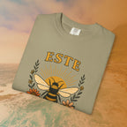 "ESTE BENIGNI" (Be Kind) T-Shirt | Vintage Groovy Bee Graphic Tee